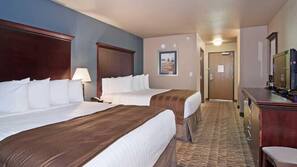 Desk, iron/ironing board, free WiFi, wheelchair access