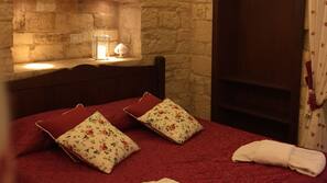 2 camere, biancheria da letto ipoallergenica, copriletto in piuma