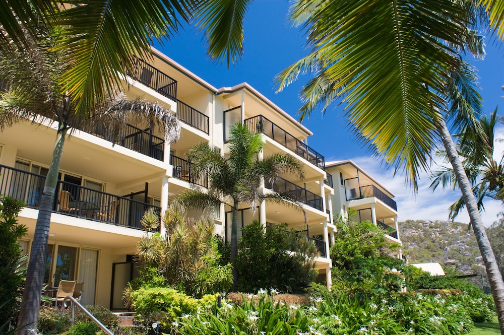 Rose Bay Resort Deals & Reviews (Bowen, AUS) Wotif