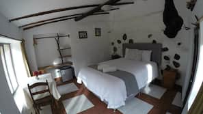 In-room safe, free WiFi