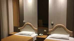 Minibar, una cassaforte in camera, una scrivania, insonorizzazione