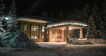 Mountaineer Lodge