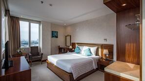 1 Schlafzimmer, Minibar, Zimmersafe, Schreibtisch