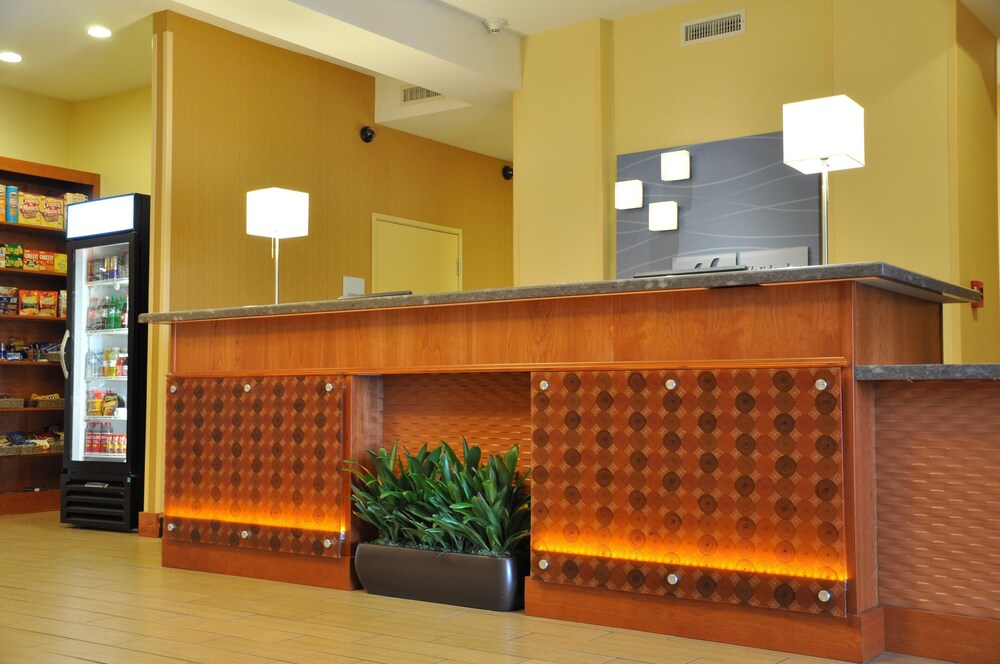 Holiday Inn Express Hotel & Suites Prattville South, an IHG Hotel