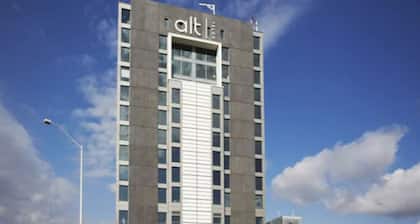 Alt Hotel Toronto Airport