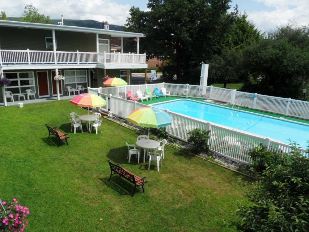 Lido Motel Lake George: 2019 Room Prices $59, Deals & Reviews | Expedia