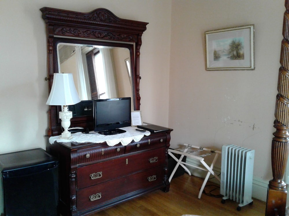 The Proctor Mansion Inn in Wrentham Hotel Rates & Reviews on Orbitz