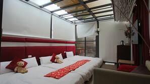 1 bedroom, premium bedding, down duvet, memory foam beds