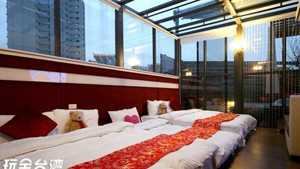 1 bedroom, premium bedding, down duvet, memory foam beds