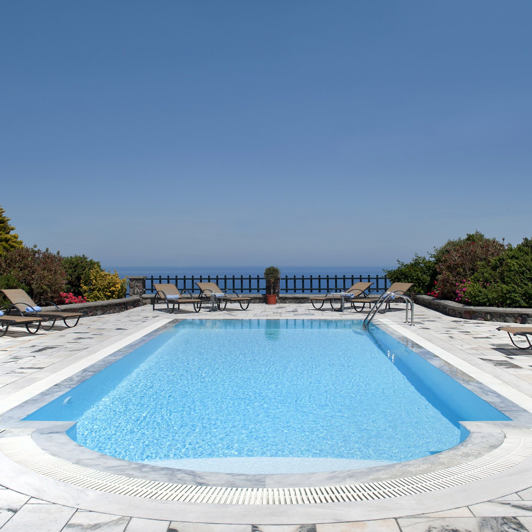 Anthonas Apartments In Santorini Greece Expedia