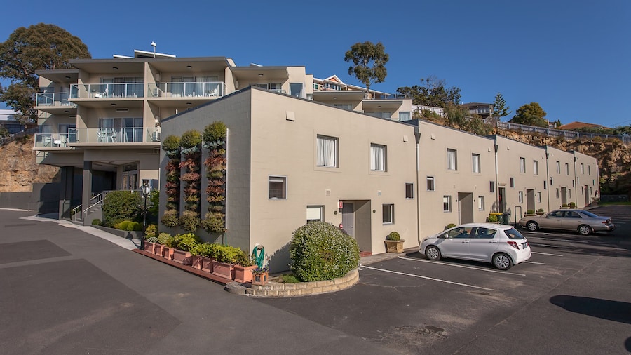 Bay View Villas