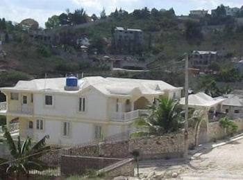 Alta Palm Garden in Port-Au-Prince, Haiti