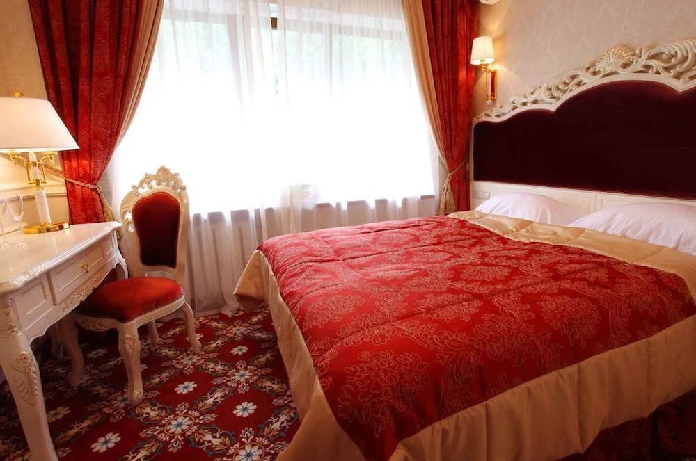 Photo - Olympic Hotel