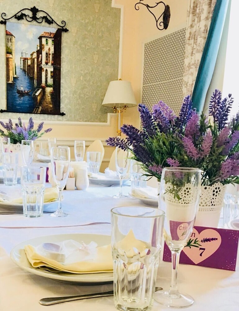 Photo - Olympic Hotel