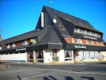 Les Ondines in Châteauneuf-sur-Sarthe, France