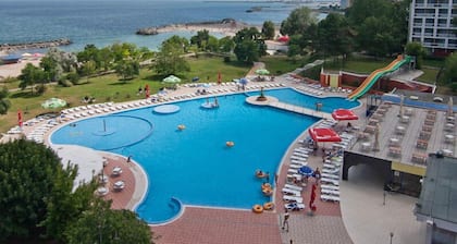 Hotel Cleopatra