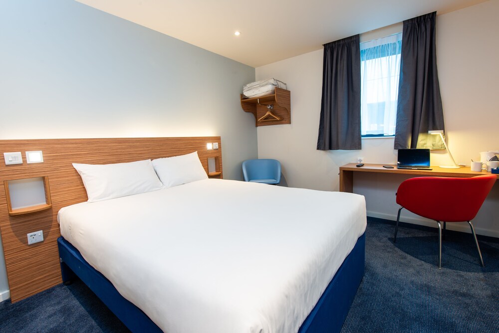 Room, ibis budget Burton Upon Trent Central