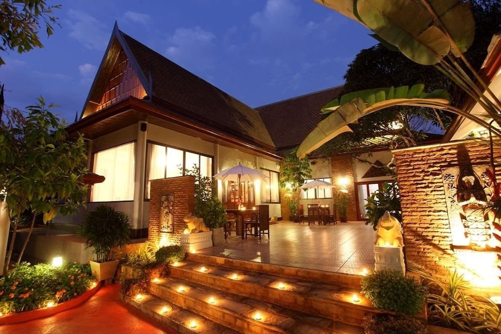 Ruen Ariya Resort in Mae Rim, Thailand