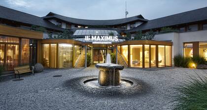 Maximus Resort