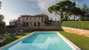 Seasonal outdoor pool, sun loungers