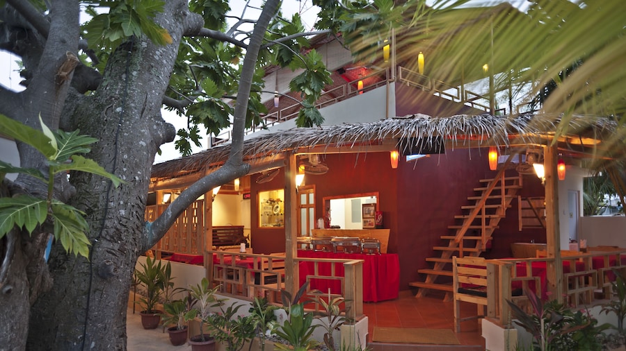 Stingray Beach Inn