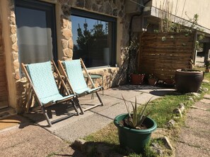 Junior Room | Terrace/patio