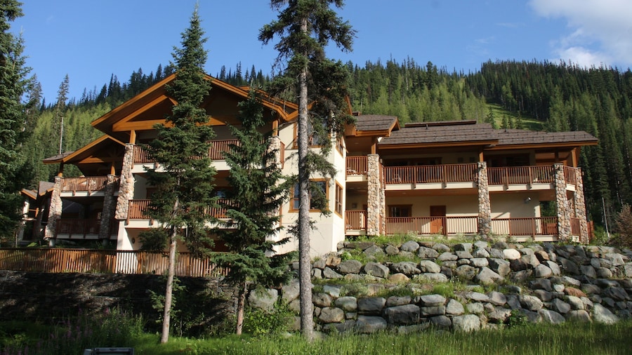 The Pinnacle Lodge