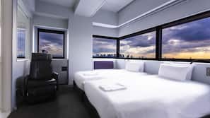 In-room safe, desk, free WiFi, linens