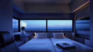 In-room safe, desk, free WiFi, linens