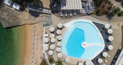 Marpunta Resort