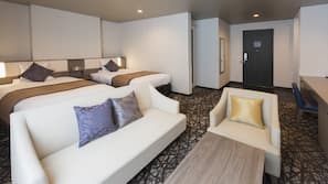 In-room safe, individually furnished, desk, free WiFi