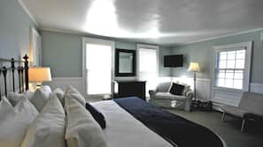 Egyptian cotton sheets, premium bedding, in-room safe