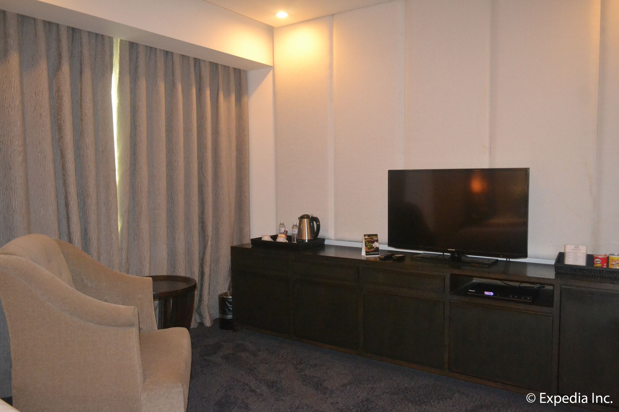 The Penthouse Hotel And Residence