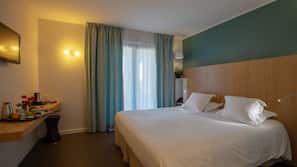 1 bedroom, in-room safe, individually furnished, desk
