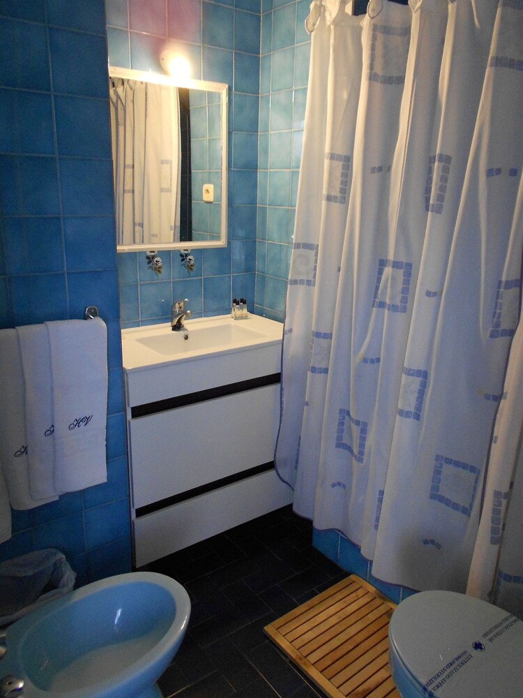 Imagen de Hostal Valencia Madrid (13 de 30)