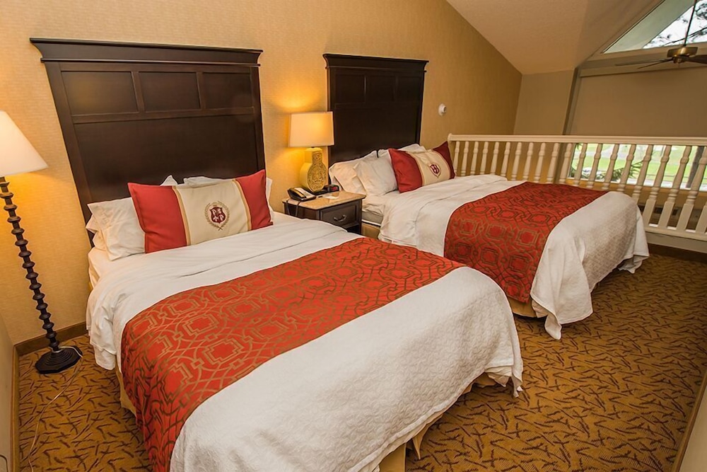 Peek'n Peak Resort Trademark Collection by Wyndham, Clymer 84 Room