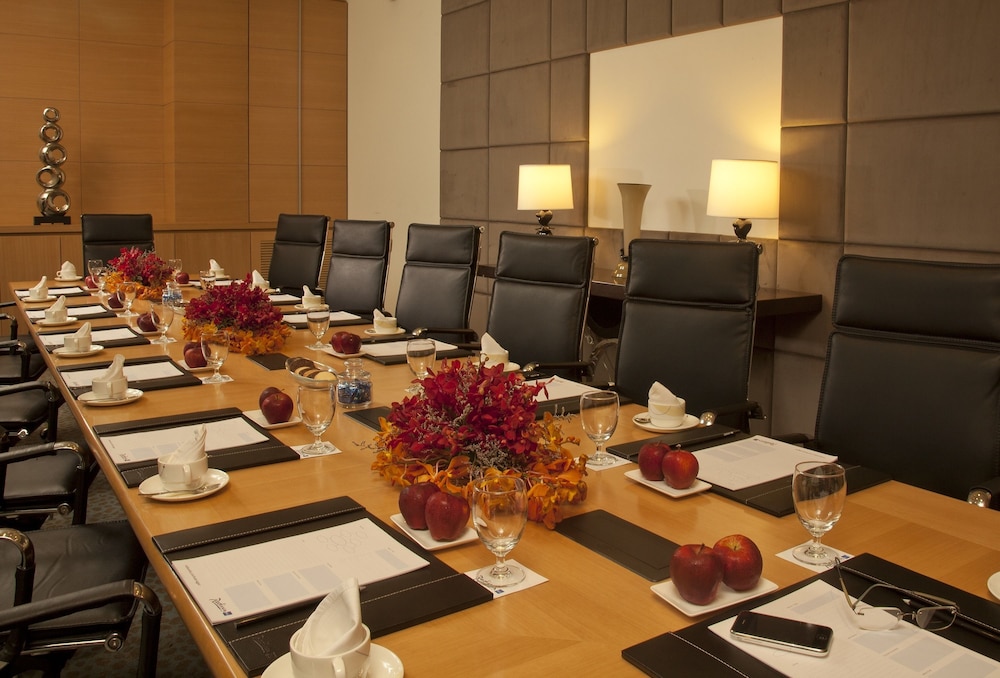 Radisson Blu Hotel Nagpur in Nagpur | Best Rates & Deals on Orbitz