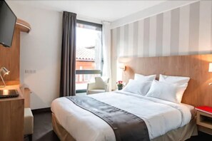 In-room safe, desk, soundproofing, iron/ironing board