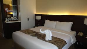Memory foam beds, minibar, in-room safe, desk