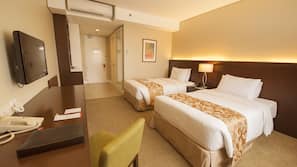 Memory foam beds, minibar, in-room safe, desk
