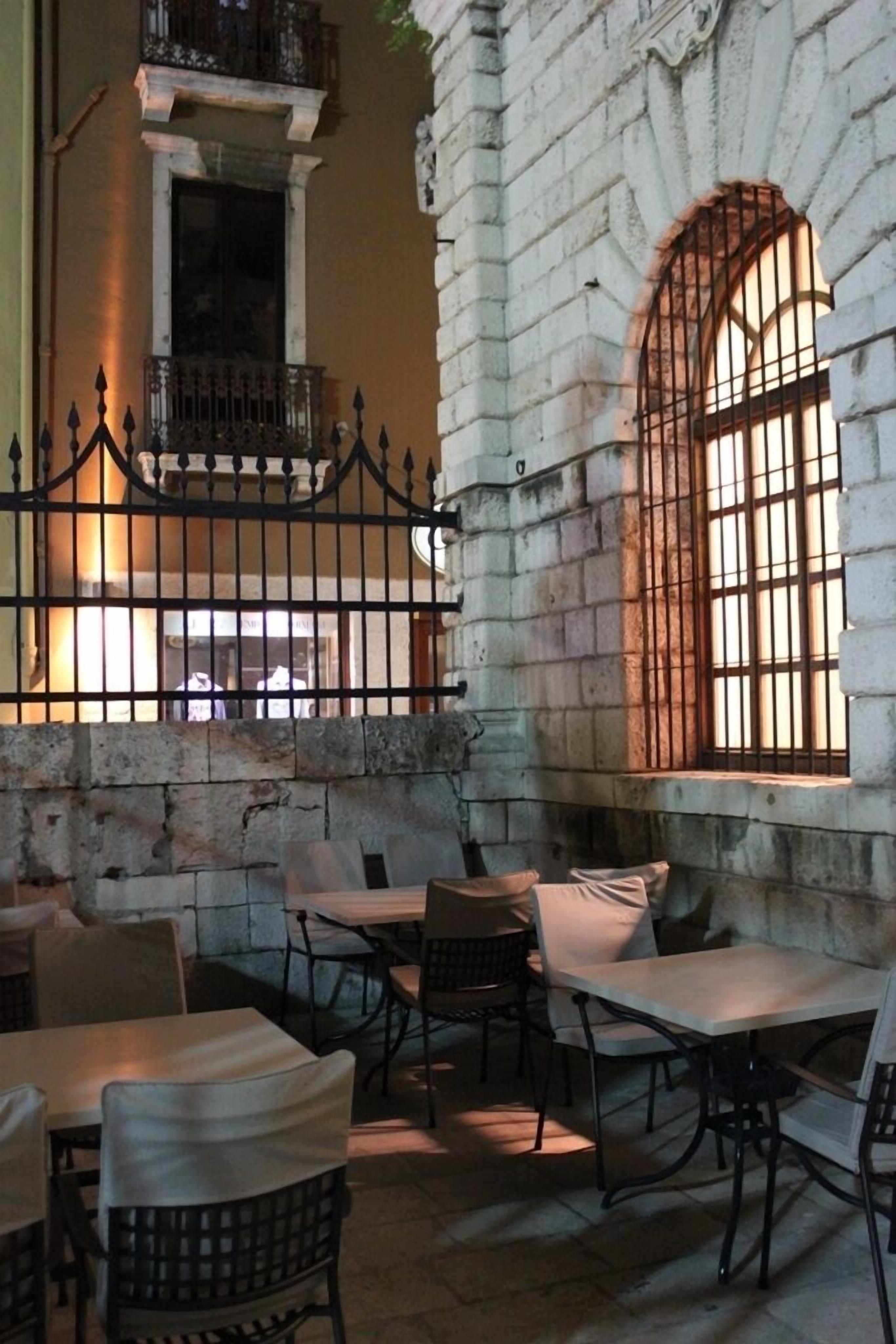 Art Hotel Kalelarga in Zadar, Croatia