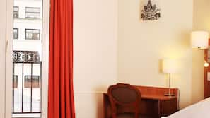 Select Comfort-madrasser, skrivbord, gratis wi-fi och sängkläder