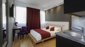 Egyptian cotton sheets, premium bedding, memory foam beds, in-room safe