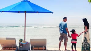 Beach nearby, free beach cabanas, sun-loungers, beach umbrellas