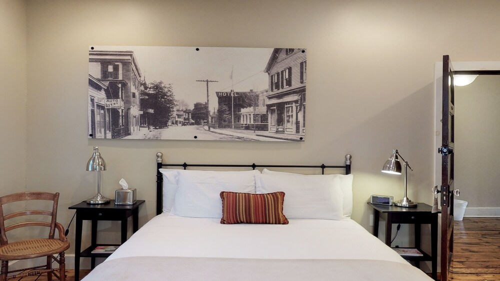 The 1850 House Inn and Tavern Deals & Reviews (Rosendale, USA) Wotif