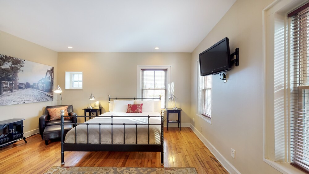 The 1850 House Inn and Tavern Deals & Reviews (Rosendale, USA) Wotif