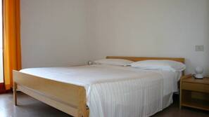 Minibar, wifi gratis, ropa de cama