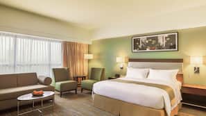 Premium bedding, minibar, in-room safe, desk