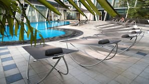 In-room safe, iron/ironing board, free WiFi, linens
