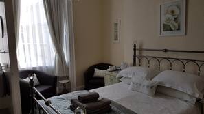 Iron/ironing board